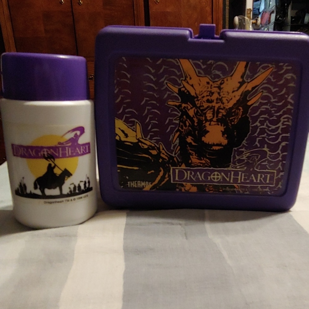 RARE Dragonheart lunch box with thermos